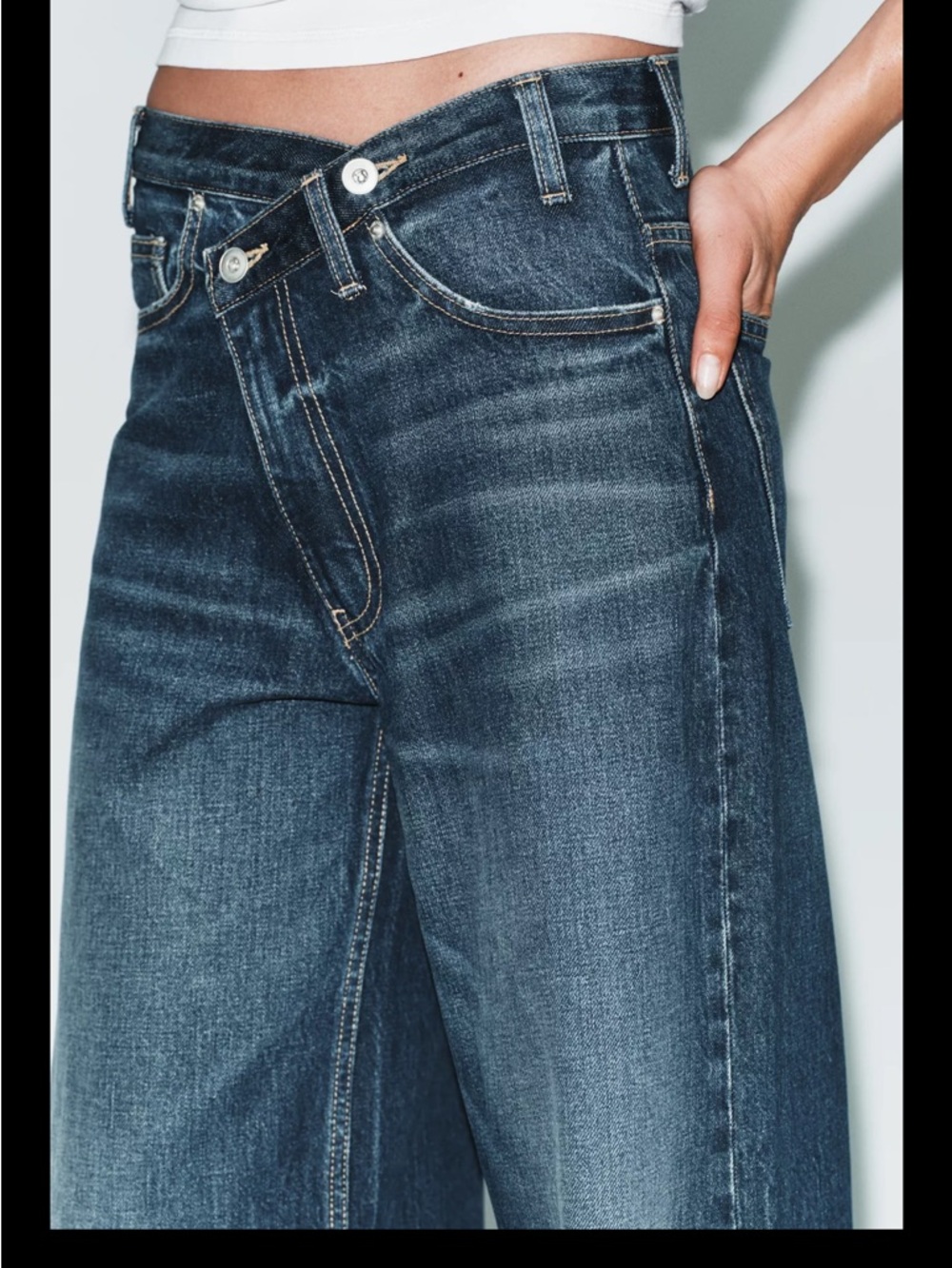Cross OverHigh-Waist Wide-Leg Jeans - DarkBlue